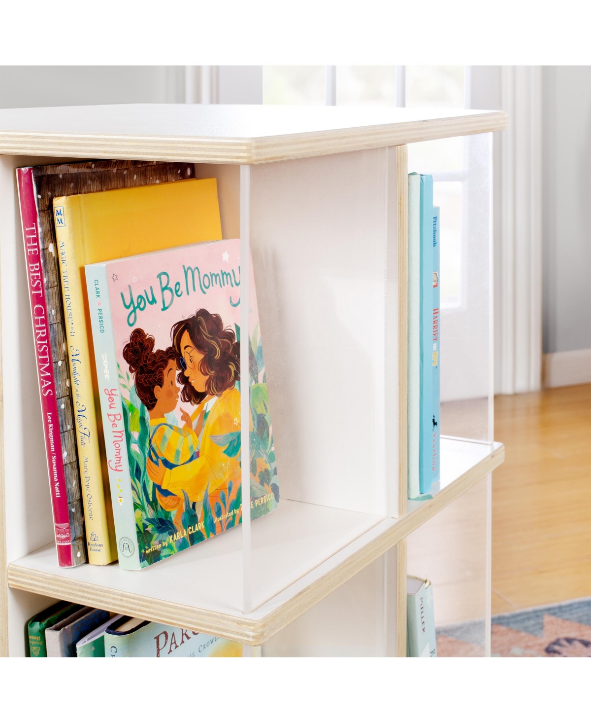 Guidecraft EdQ Rotating 3 Tier Book Display