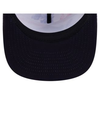 Men's White Atlanta Braves Printed Island Golfer Snapback Hat