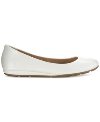 Women's Elsaa Cushioned Insoles Flats, Exclusively at Macy's