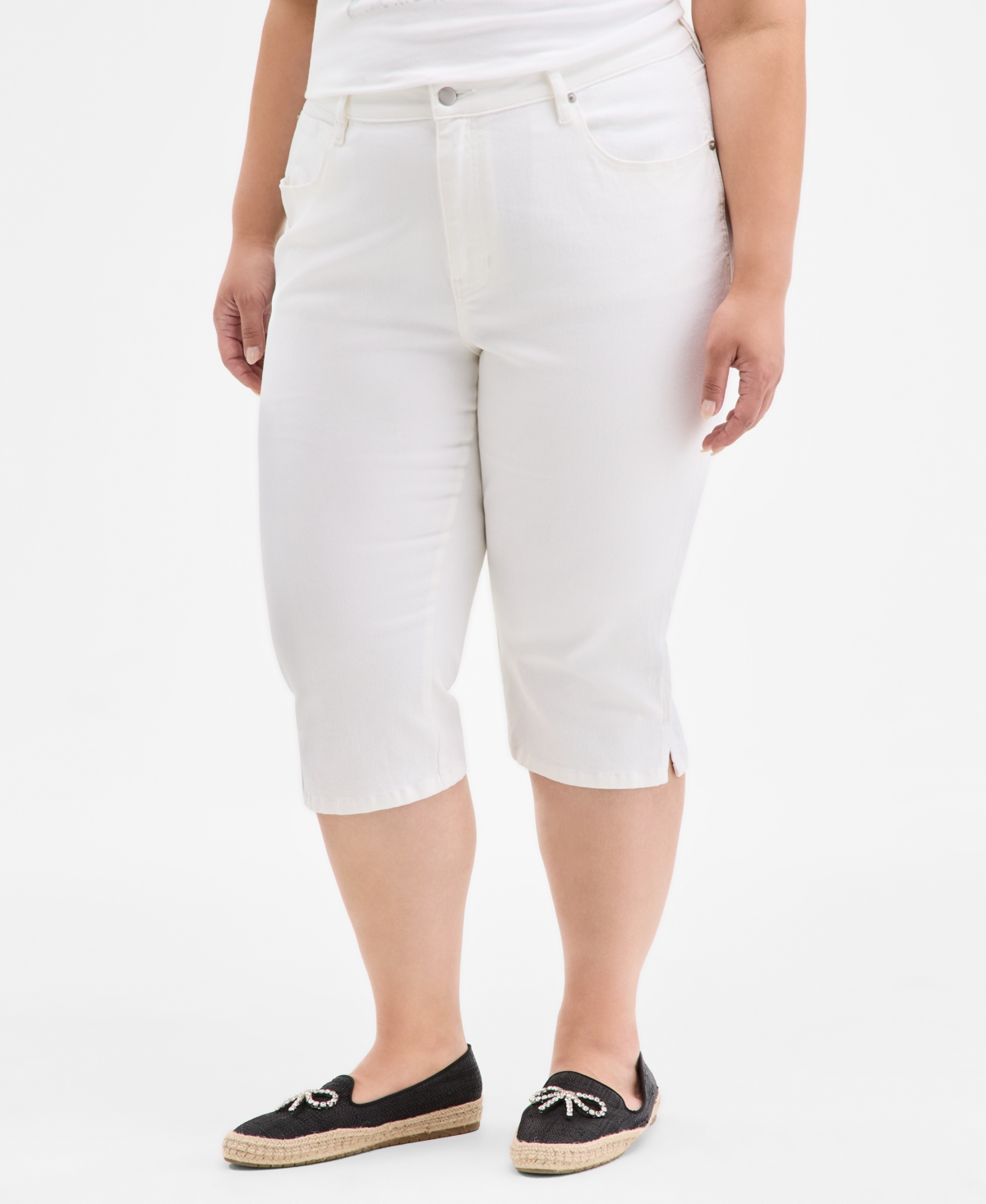 On 34th Trendy Plus Size Capri Jeans, Exclusively At Macy's In White