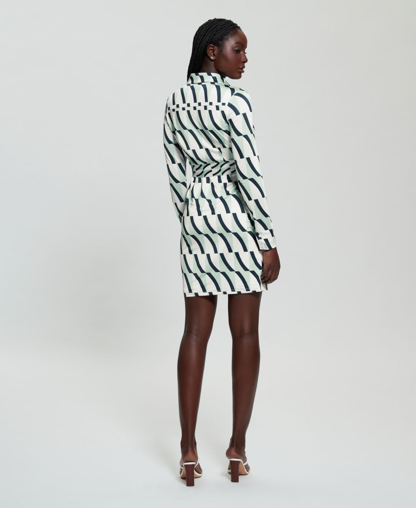 Женское платье GUESS Zora Button-Front Long-Sleeve, цвет: Молочный — фото 2