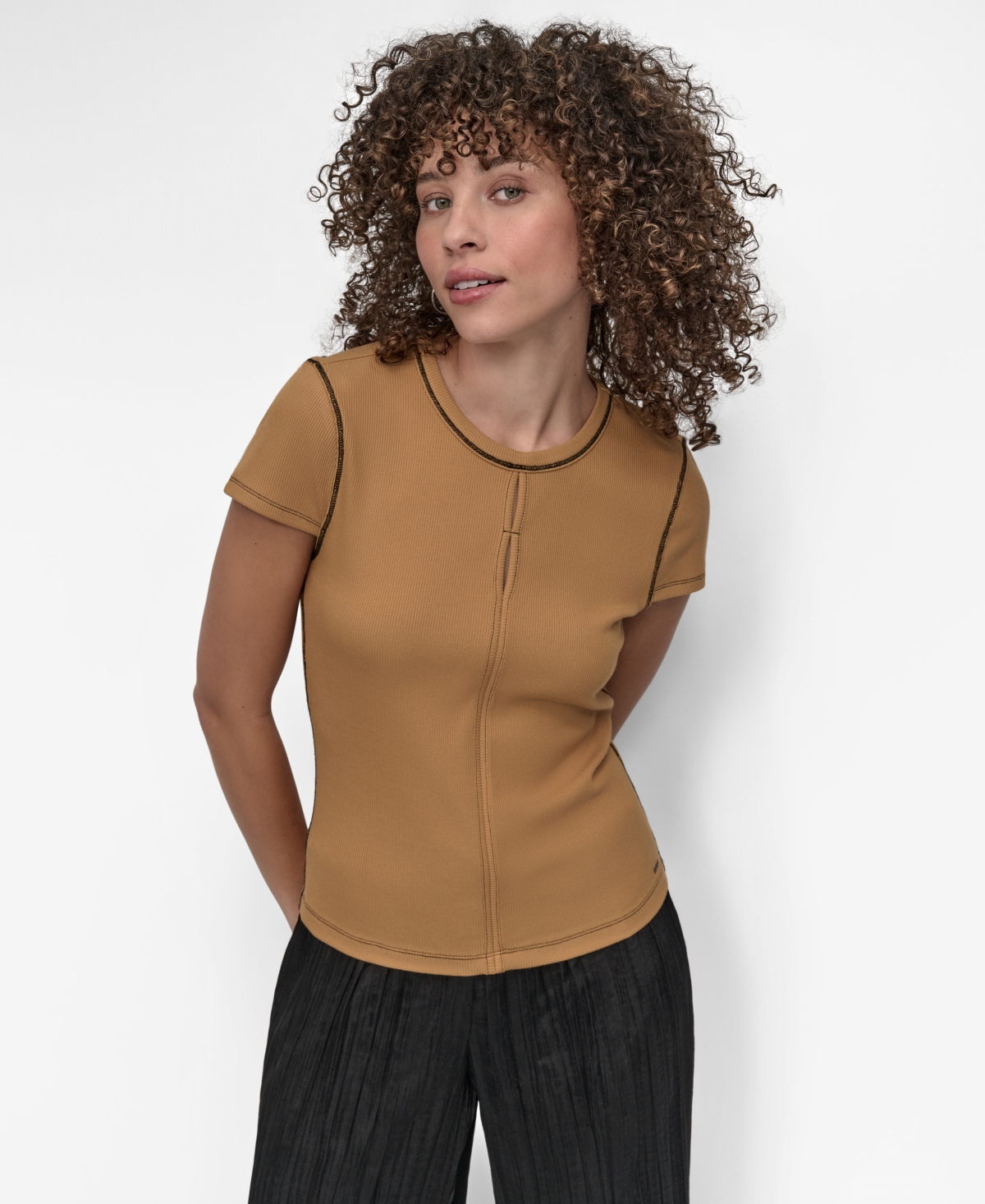 Women's Contrast-Stitch Top - Black