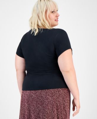 Trendy Plus Scoop-Neck T-Shirt