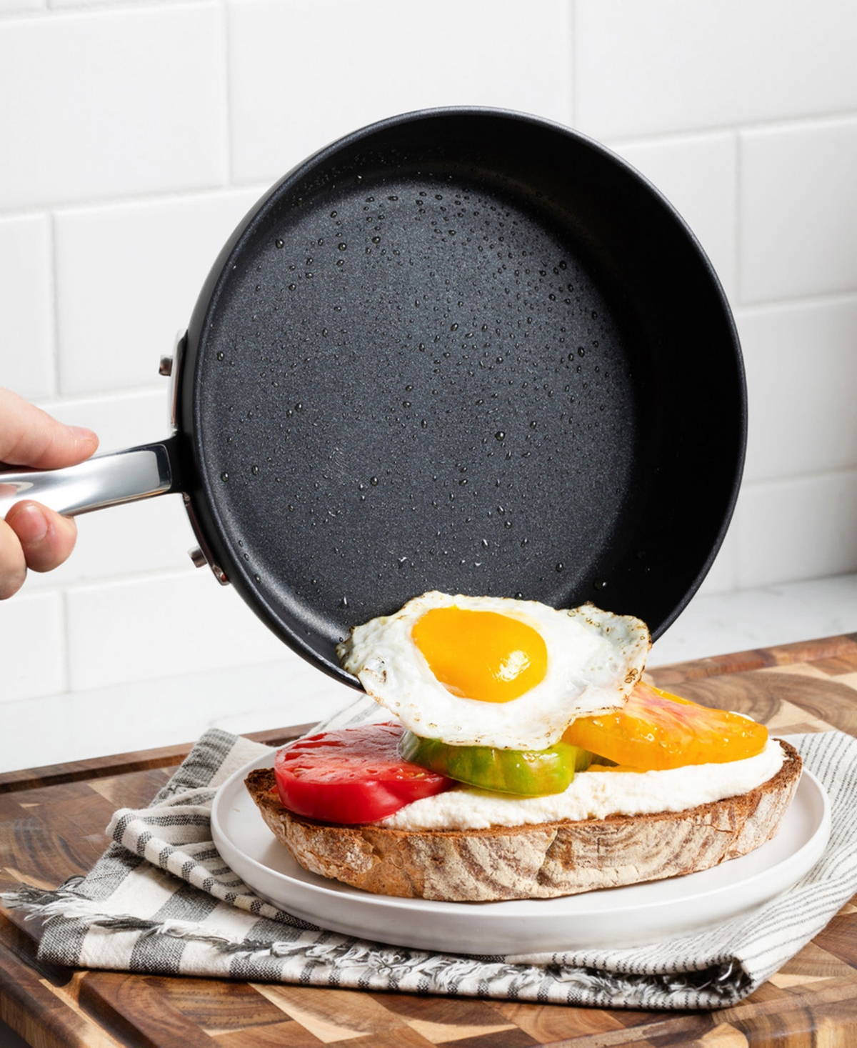 All-clad Ha1 Expert Nonstick Hard-anodized 10" Frypan