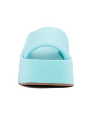 Women's Uproar Wedge Sandal