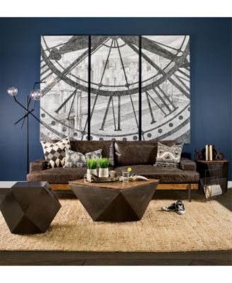 Durable Solid Wood Side Table – Classic Design for Living Rooms