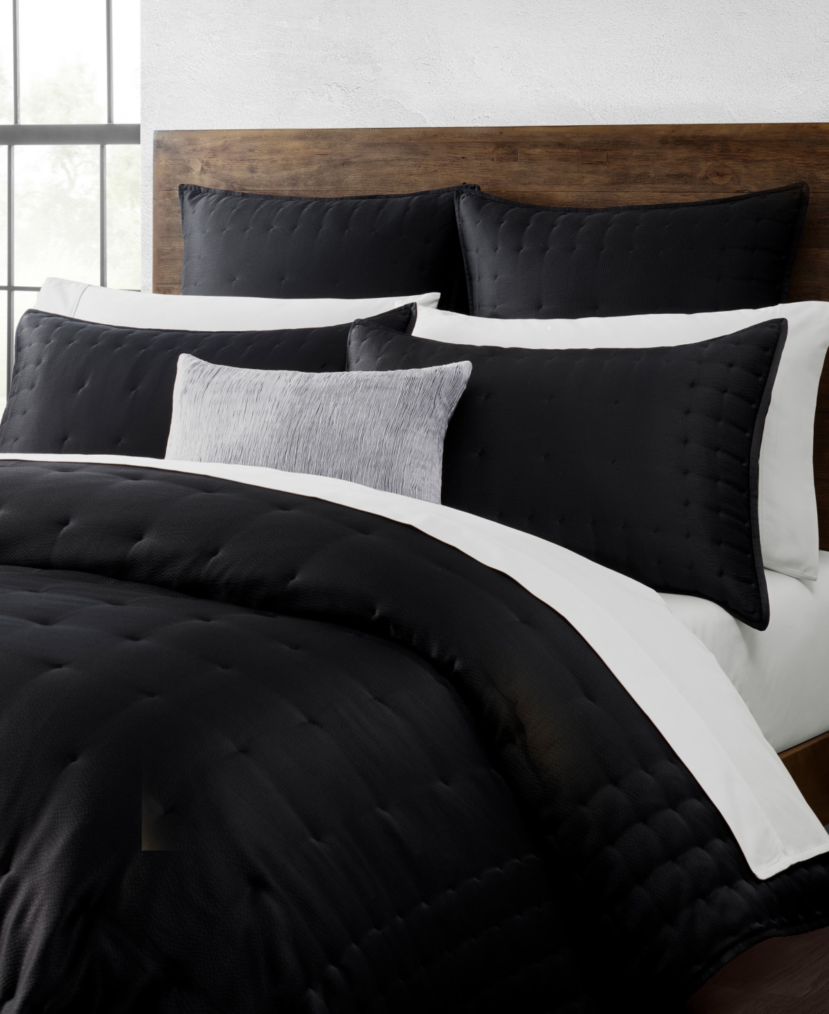 Donna Karan Home Hammered Silk Quilt, Full/queen