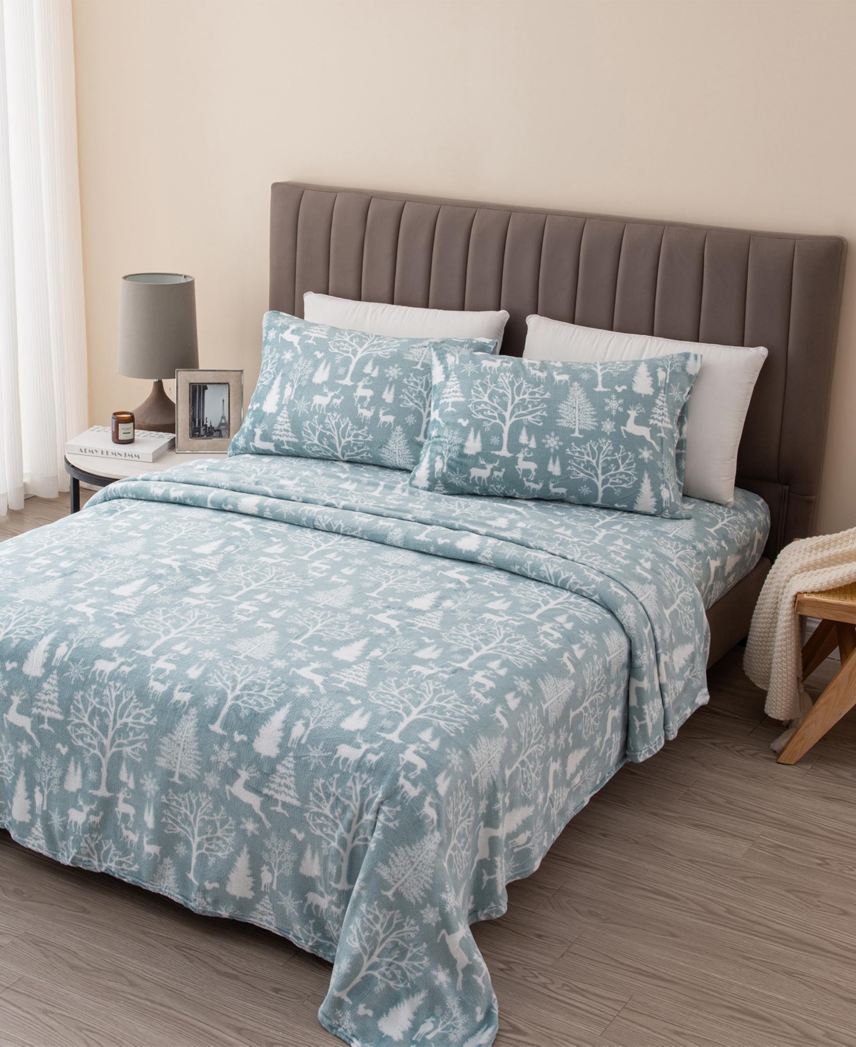 Linery & Co. Ultra-Soft Printed Velvet Plush Sheet Set