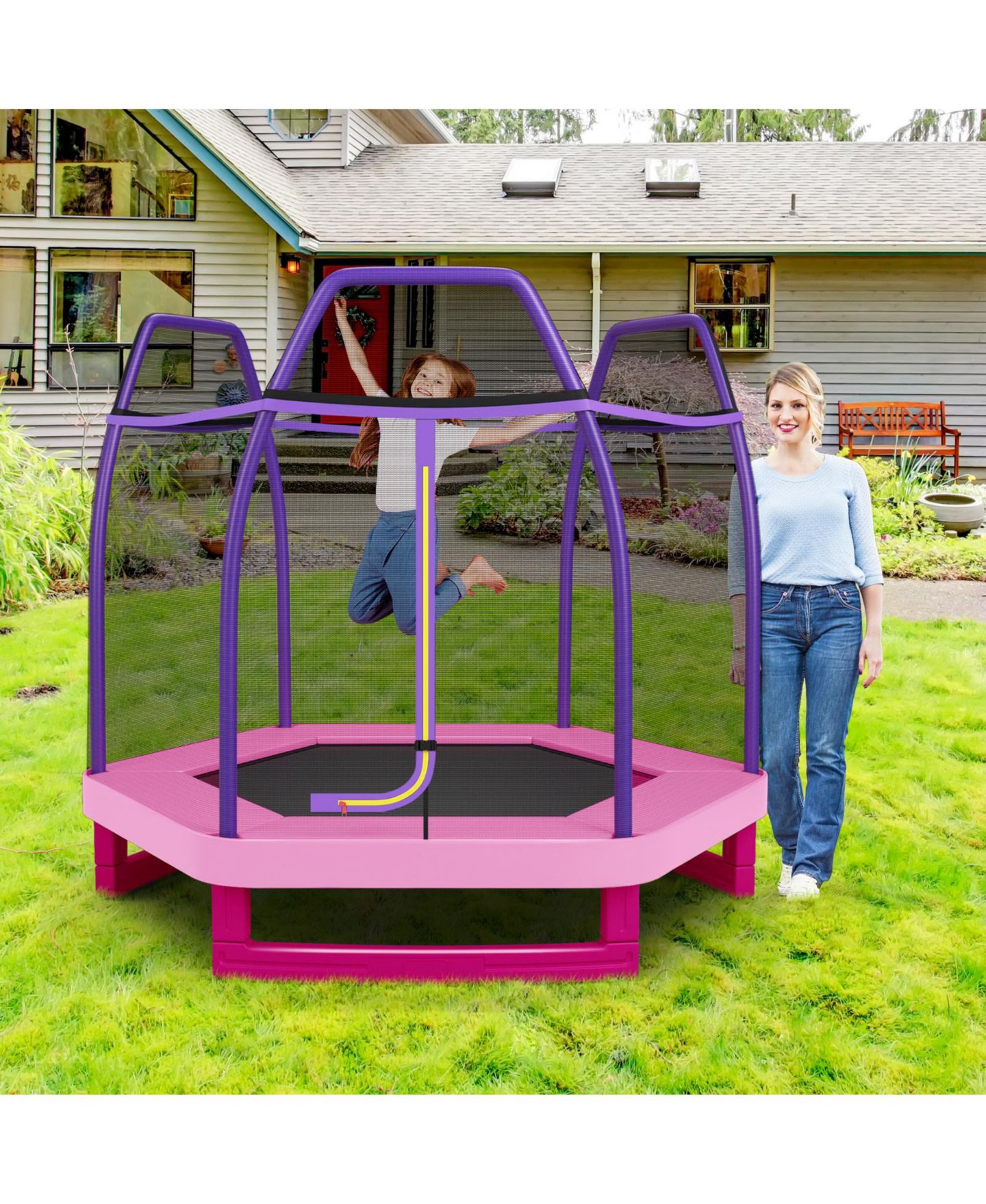 Детская игрушка Mecale 7-Foot Recreational Trampoline with Safety Net Enclosure, Ages 3+, цвет: Розовый — фото 2