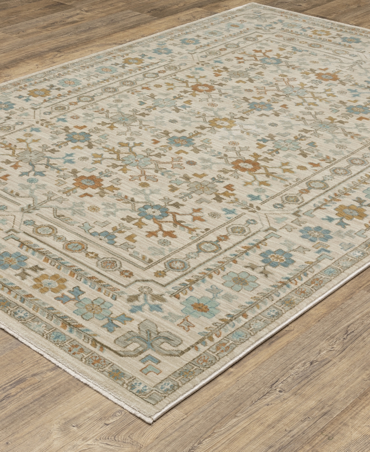 Oriental Weavers Maeve MAE01 7'10"x10'10" Area Rug