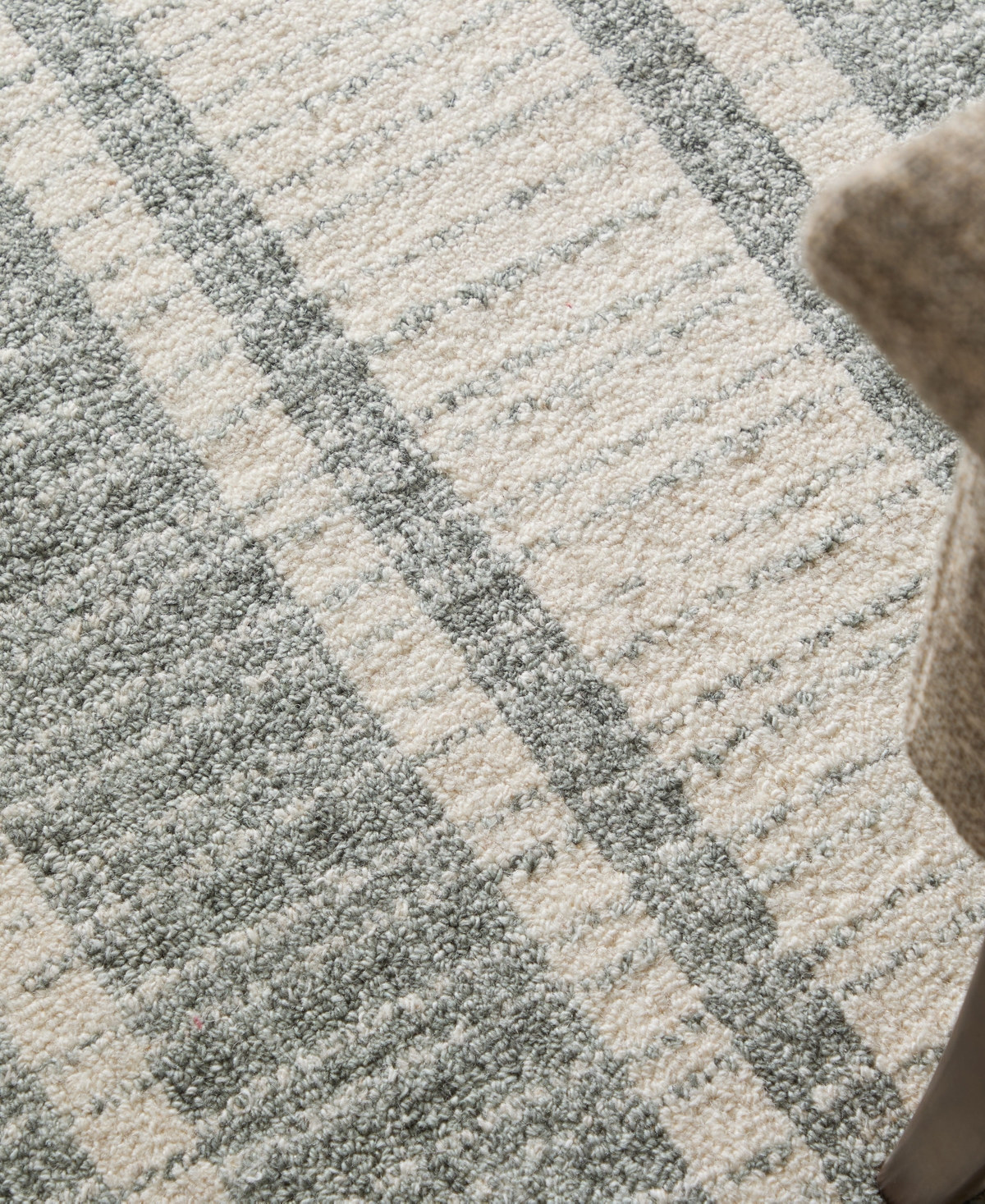 Thom Filicia For Feizy Aberdeen T8012 3'6''x5'6'' Area Rug