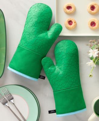 Spade Flower Soft Silicone Oven Mitt Set, 7" x 13"