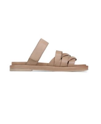 Oriana Sandal