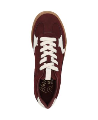 Women's Tastic Lace Up Sneakers