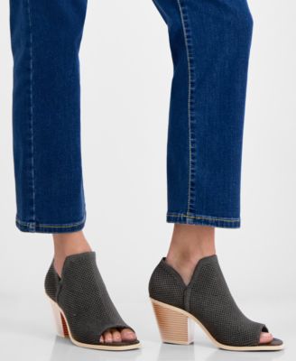 Women's Filmoree Shooties, Exclusively at Macy's