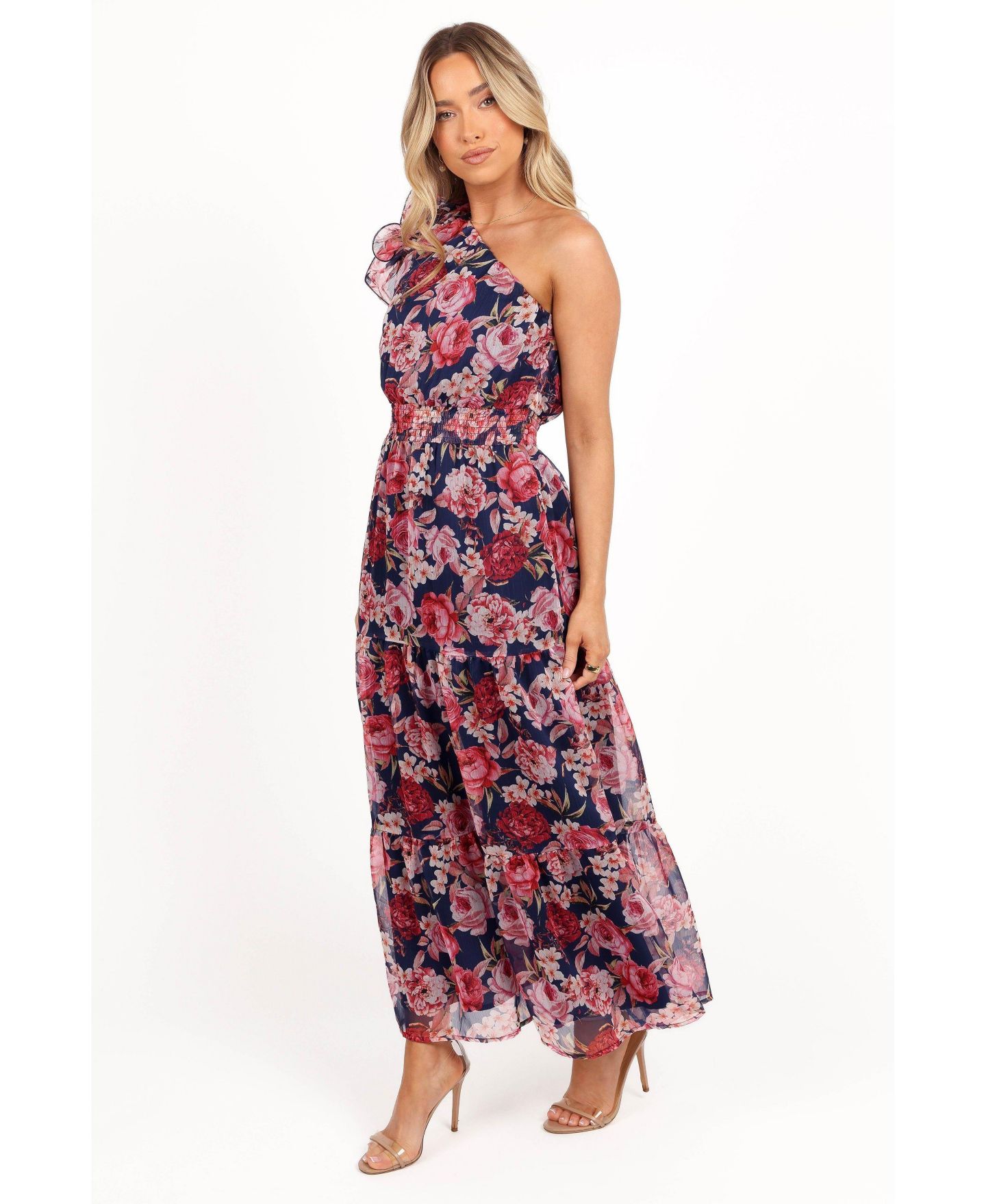 Женское платье Petal and Pup Layley One Shoulder Maxi, цвет: Тёмно-синий — фото 2