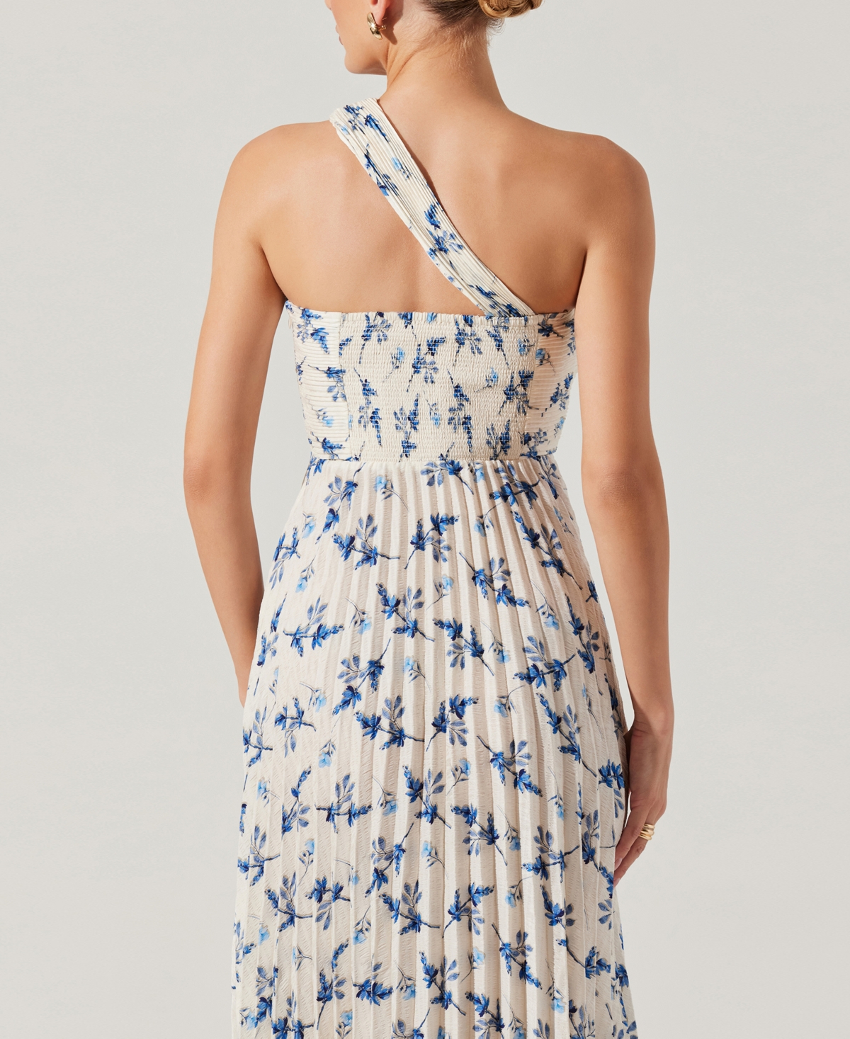 Astr The Label Rasya Floral Pleated One-shoulder Maxi Dress
