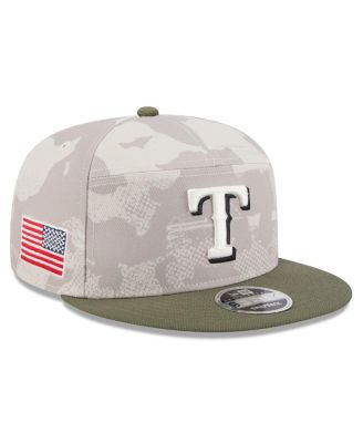 New Era - Men's Light Beige/Olive Texas Rangers 2025 Armed Forces Day Split Panel 9FIFTY Snapback Hat