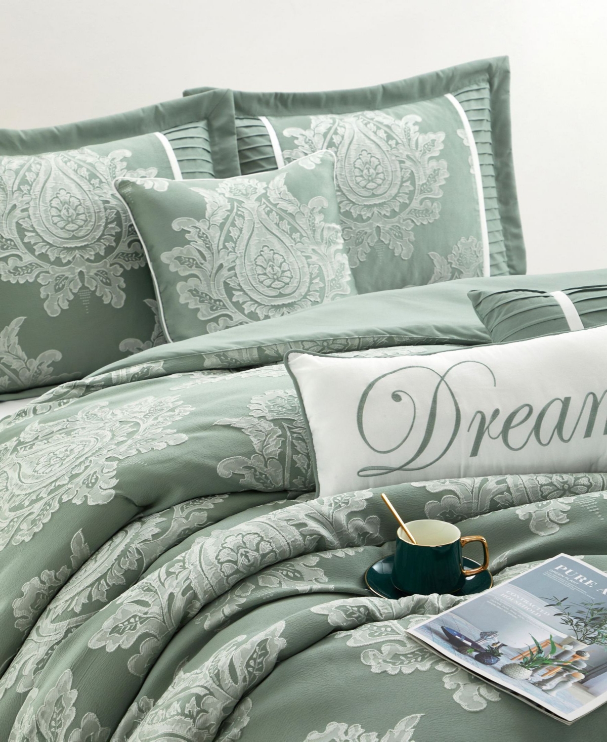 STRATFORD PARK THERESE DAMASK 7-PC. COMFORTER SET, QUEEN 