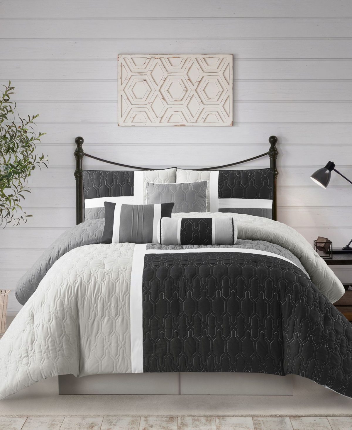 STRATFORD PARK NATALIA COLORBLOCK 7-PC. COMFORTER SET, KING 