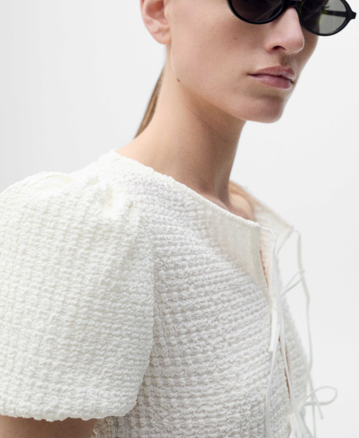 Женская блузка Mango Bow Closure Textured, цвет: Экрю — фото 6