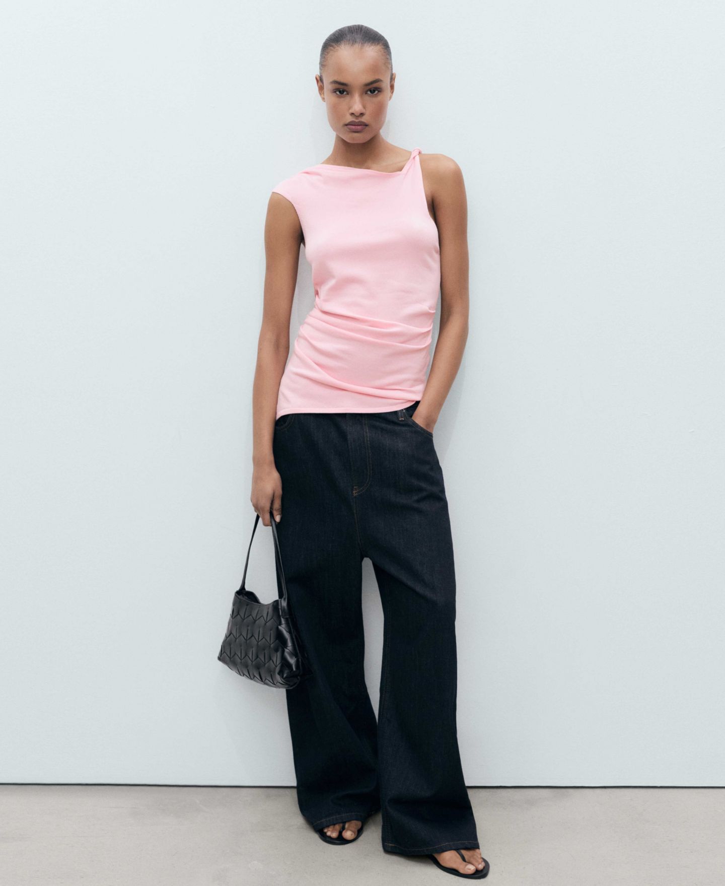 Женский топ Mango Asymmetrical Fine-Knit, цвет: Фуксия — фото 3