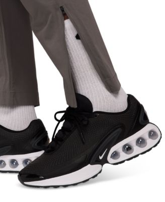 Men's Woven Tech Pants