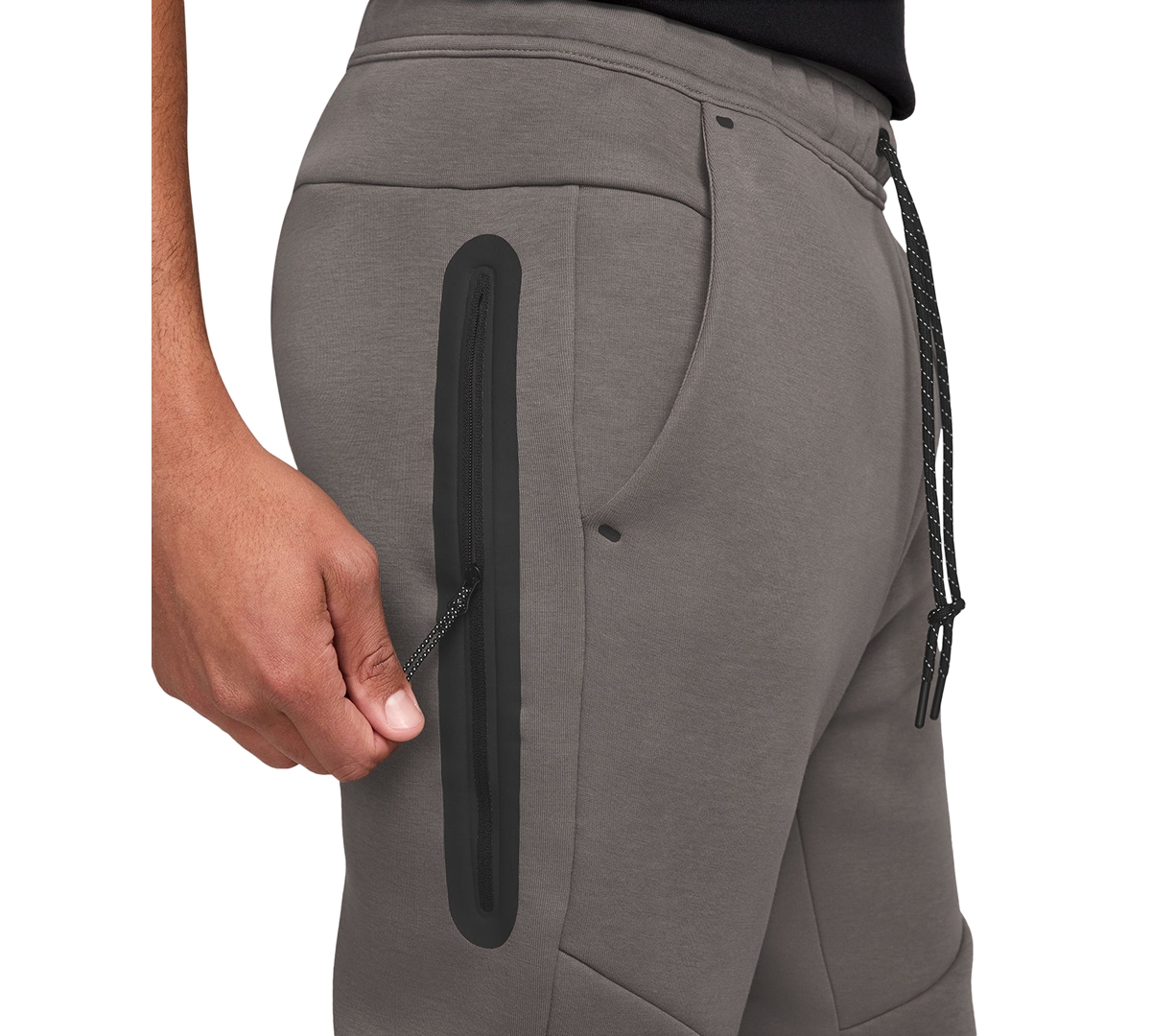 Nike Tech Fleece Joggers In Gray