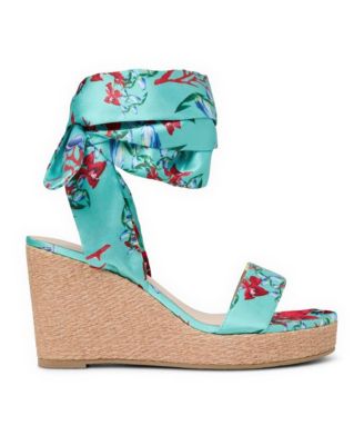 Deirdre Scarf Wedge  - Fabric