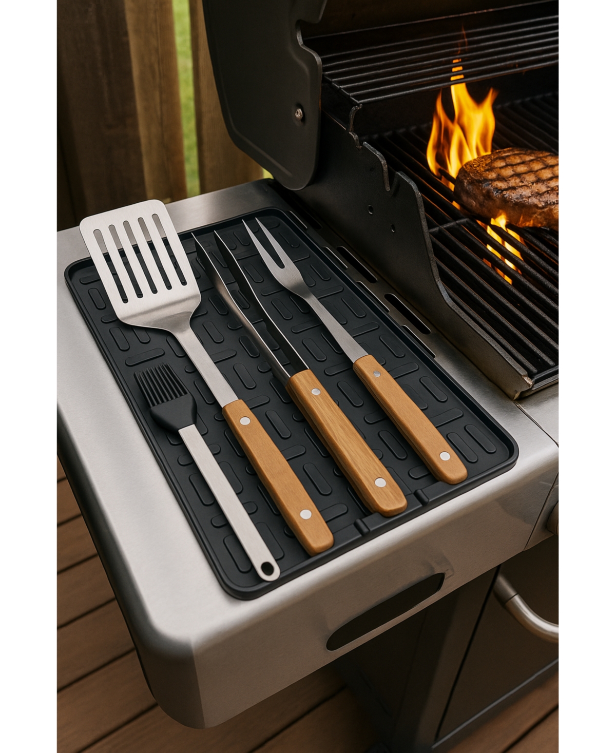 Silicone Utensil Storage Mat for Bbq and Outdoor Cooking