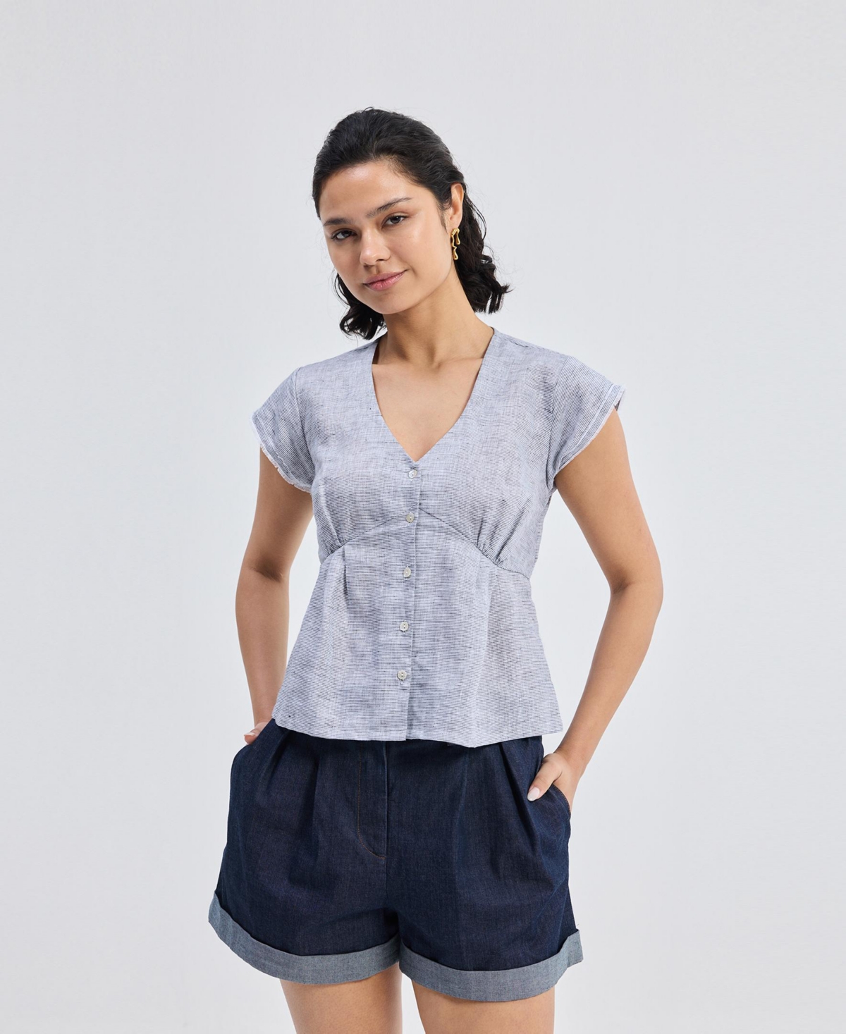 Women's Deep V-neck Short Top - Pin striped linen