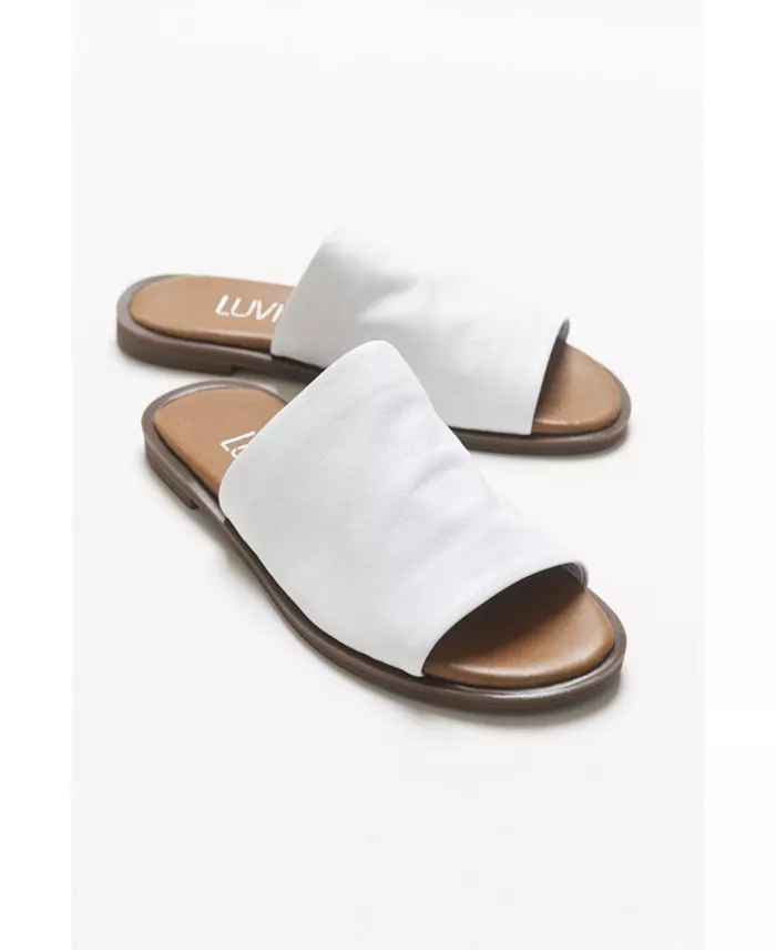 https://slimages.macysassets.com/is/image/MCY/products/2/optimized/32758282_fpx.tif?op_sharpen=1&wid=700&fit=fit,1&fmt=webp