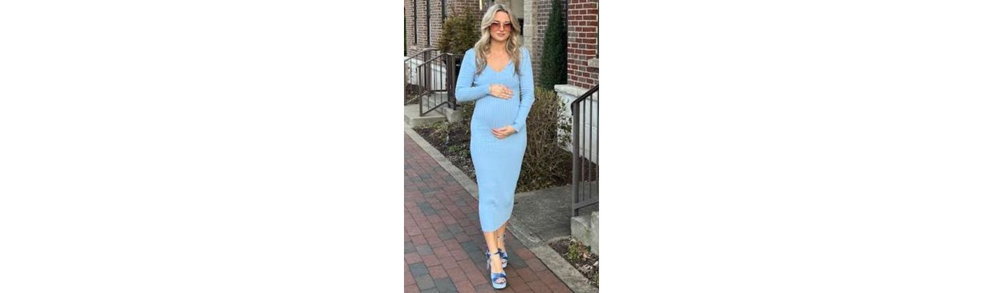 Женское платье Pinkblush Light Blue V-Neck Long Sleeve Fitted Maxi, цвет: Светлый синий — фото 4
