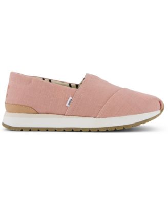 Women's Resident Plus Almond Toe Sneakers