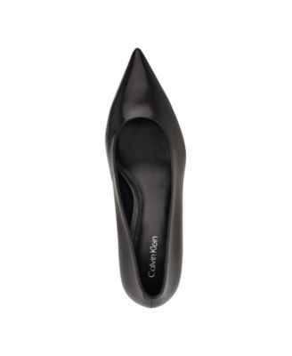 Women's Voneta Leather Kitten Heel Pumps