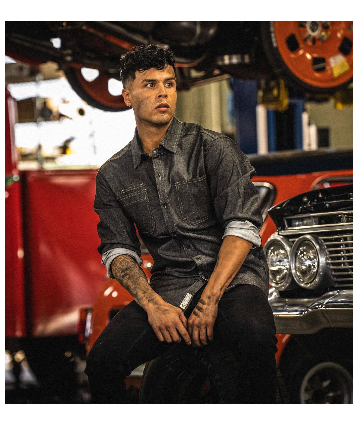 Мужская рубашка Thorogood Big & Tall Vintage Stretch Denim Long Sleeve Button Up, цвет: Чёрный джинсовый — фото 3