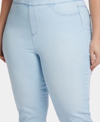Plus Size Dakota Crop Pull-On Jeans
