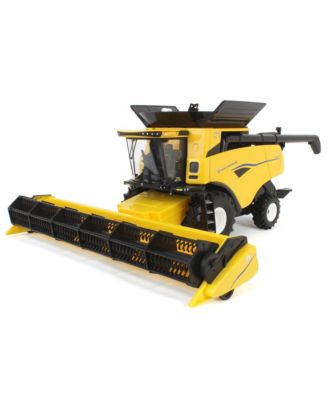 1/32 New Holland CR8.90 Combine with Draper & Grain Heads