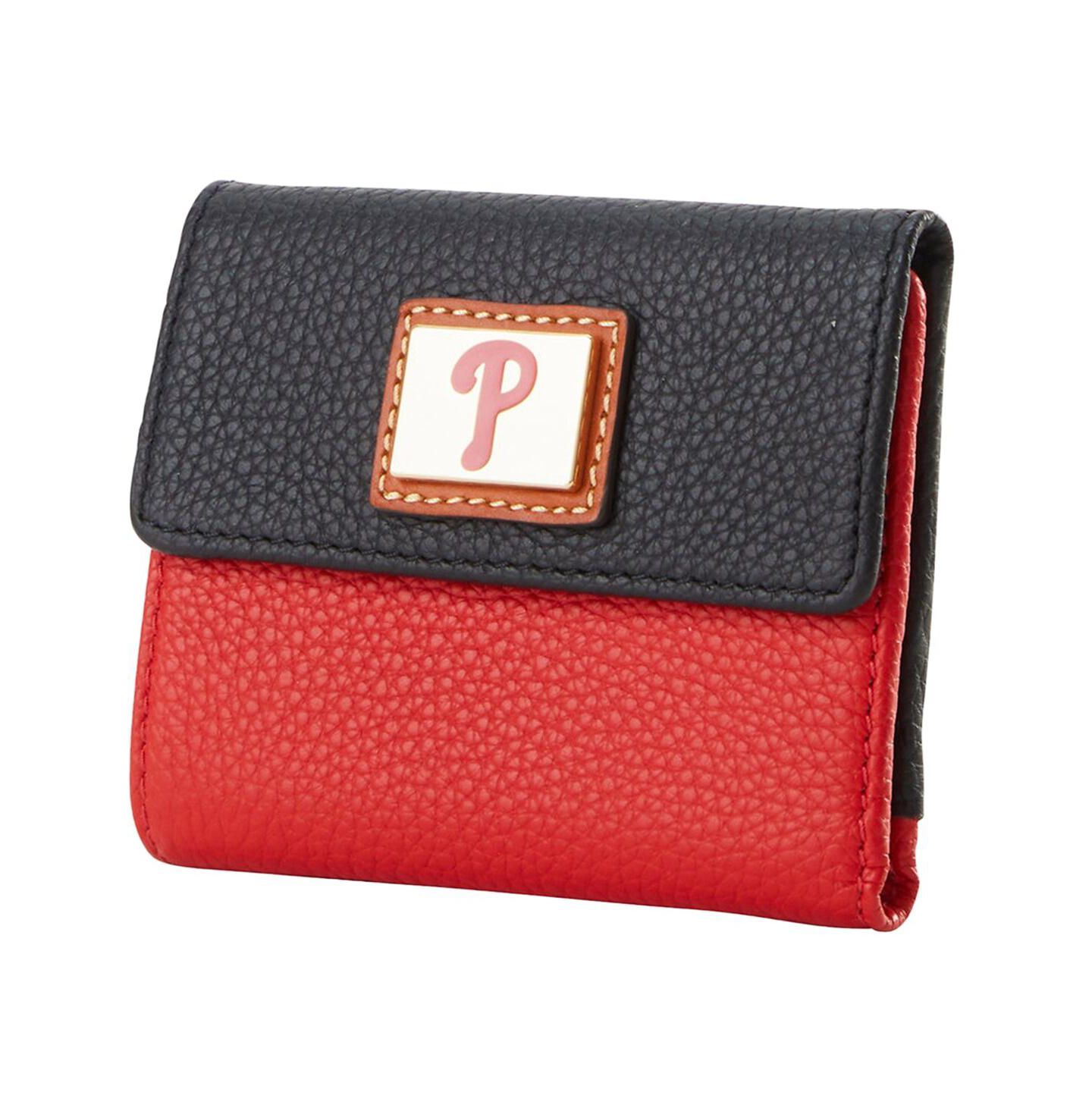 Кошелёк для кредитных карт Dooney & Bourke Philadelphia Phillies с клапаном — фото 3