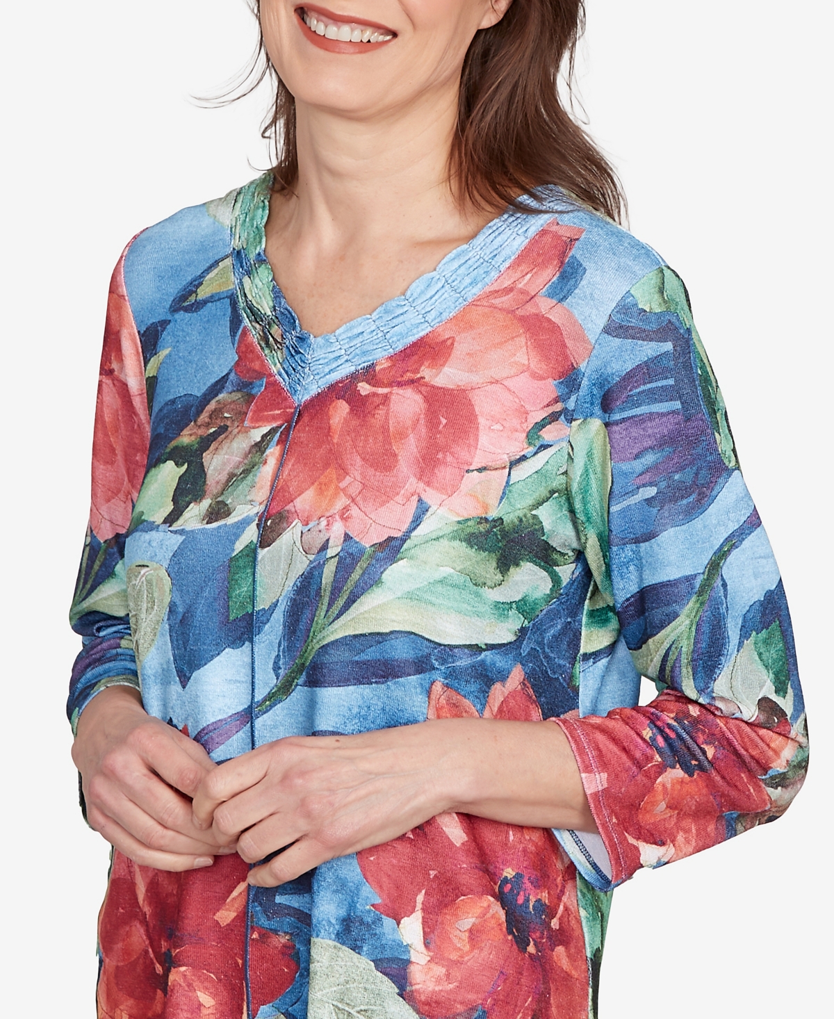 Alfred Dunner Petite El Paso Dramatic V-neck Floral Top In Multi