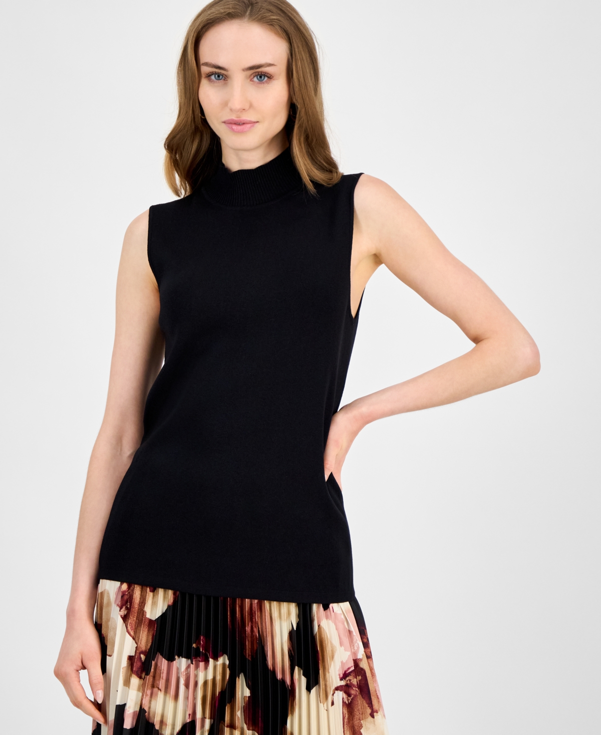 Women's Sleeveless Mock-Neck Sweater - White