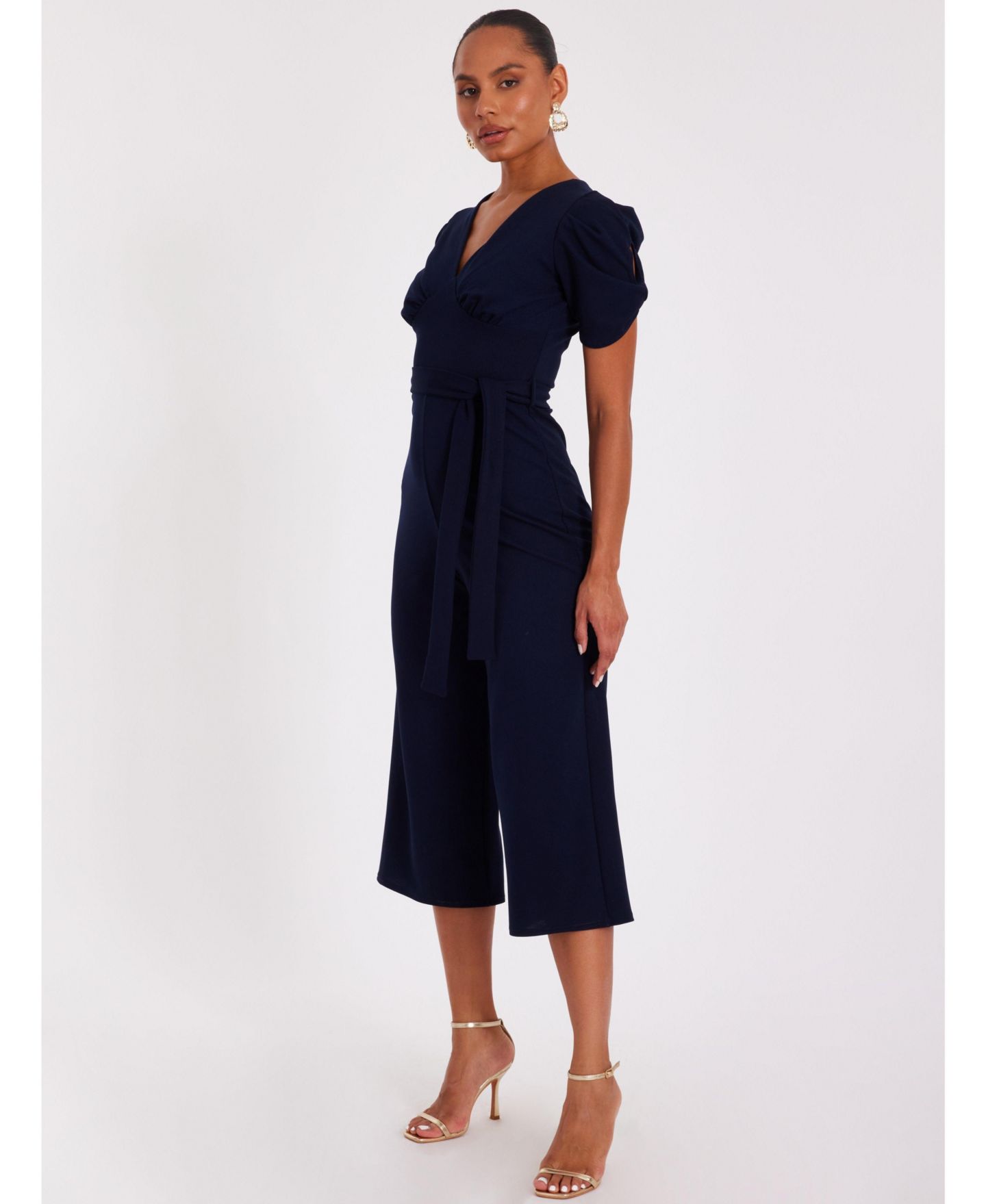 Женский комбинезон QUIZ Scuba Crepe Bow Wrap Cap Sleeve Jumpsuit - Navy, цвет: Тёмно-синий, вариант 1 — фото 2