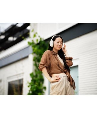 MOMENTUM 4 Wireless Headphones - Bluetooth Headset for Crystal-Clear Calls with Adaptive Noise Cancellation, 60h Battery Life, Customizable Sound and Lightweight Folding Design