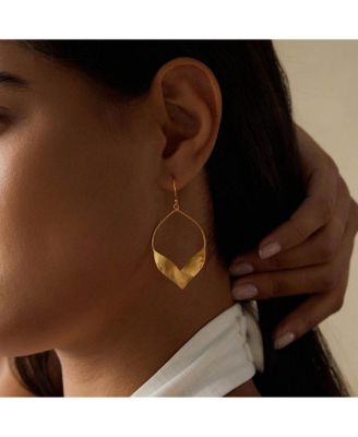 Fluttering Petals Gold Earrings