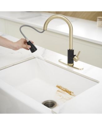 Single-Handle Pull-Out Sprayer Kitchen Faucet with Supply Lines in Matte Black and Brushed Nickel