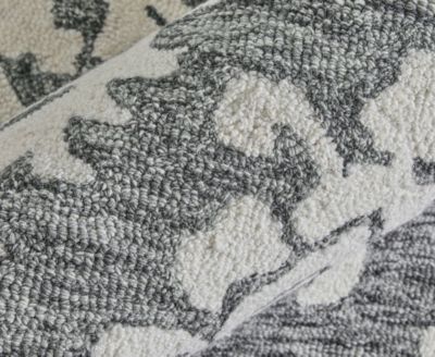 Belfort 8A26F 2'x3' Area Rug