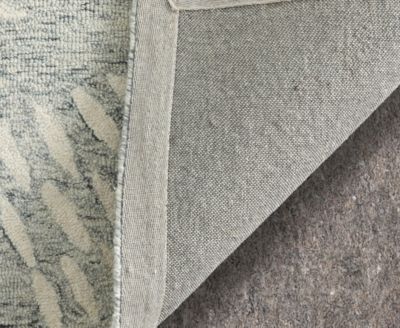 Wallace 8A38F 2'x3' Area Rug