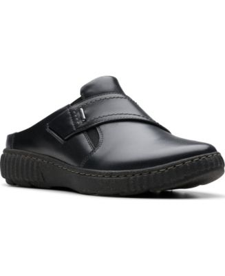 Clarks burgundy slip on slippers with a cute button