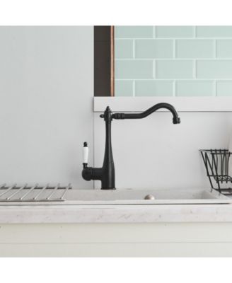 Traditional Single-Handle Standard Kitchen Sink Faucet in Matte Black