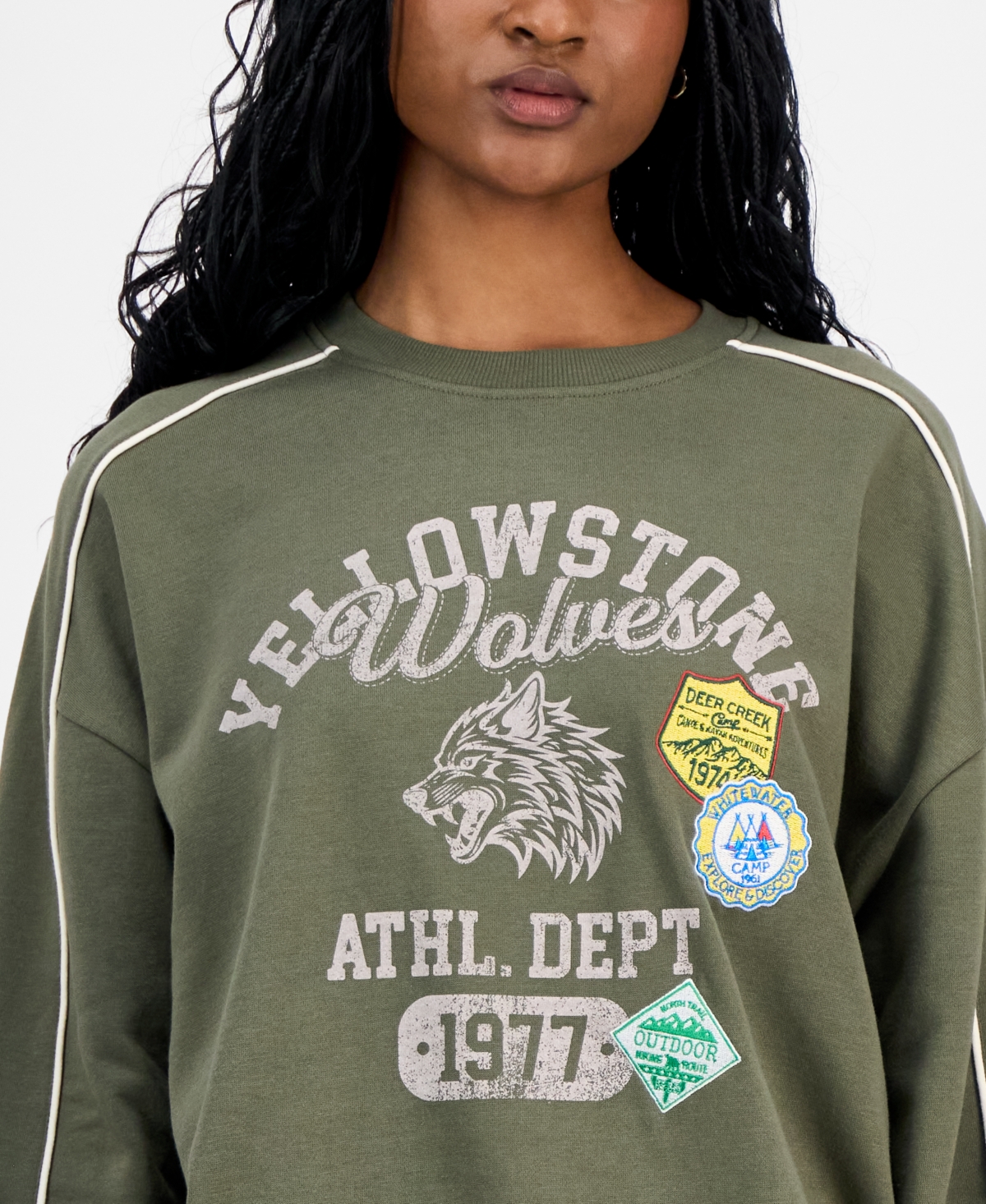Rebellious One Juniors' Yellowstone Crewneck Sweatshirt In Green